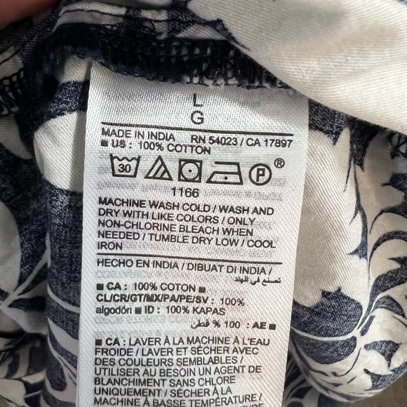 Floral Black and‎ White Dress - Picture 6 of 7